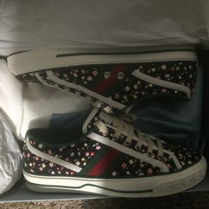 Gucci Floral Holly Print Canvas Sneakers